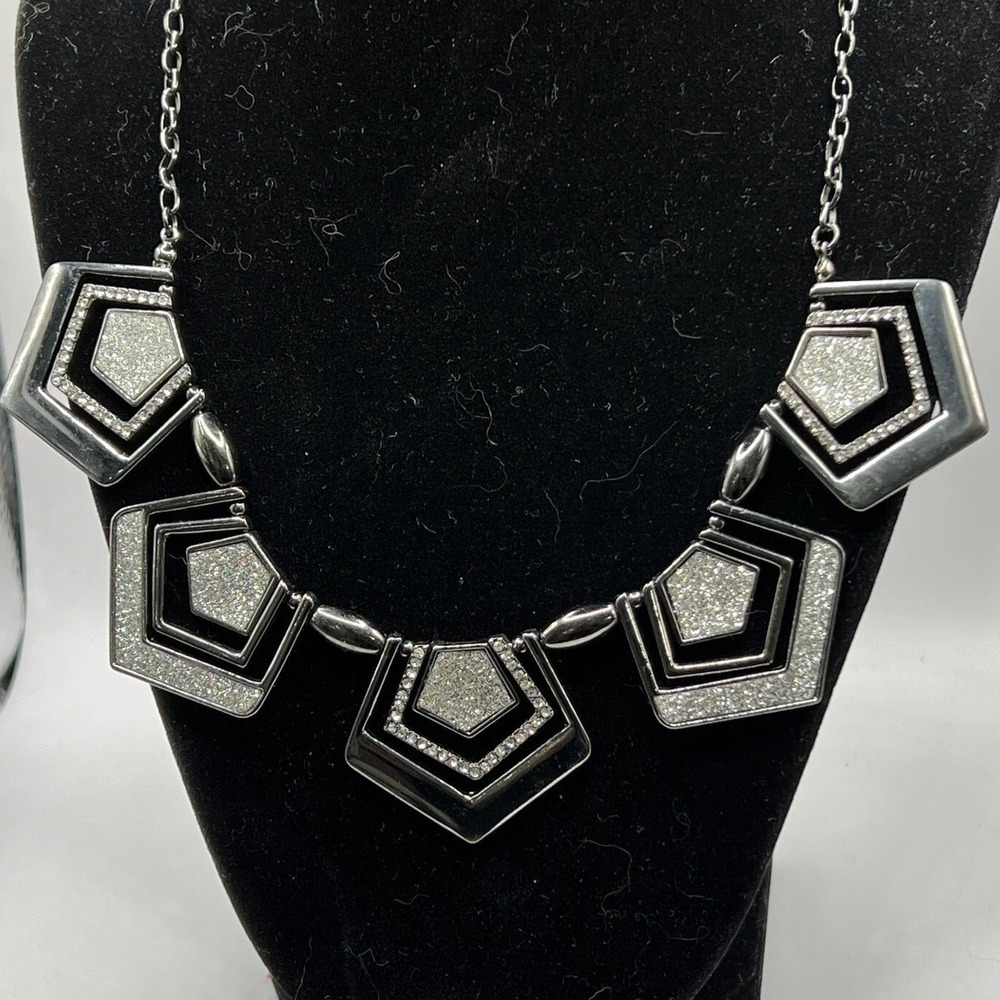 Gunmetal Necklace Beads Glitter and‎ Crystal Accented Stations